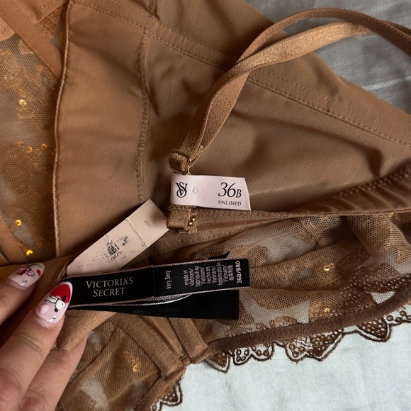 Victoria's Secret Tan Lace Bustier - Picture 2 of 3